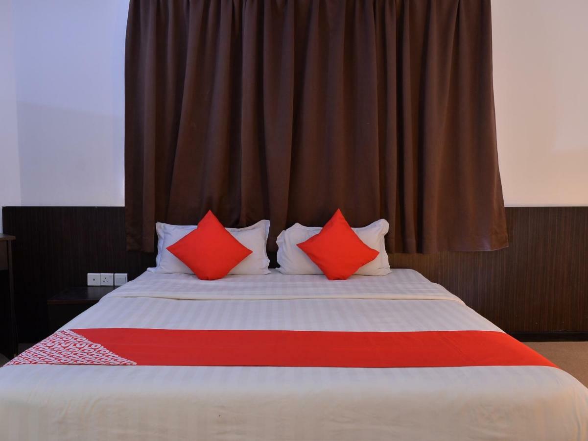 Oyo 43960 Laksamana Executive & Boutique Hotel Tawau Eksteriør bilde