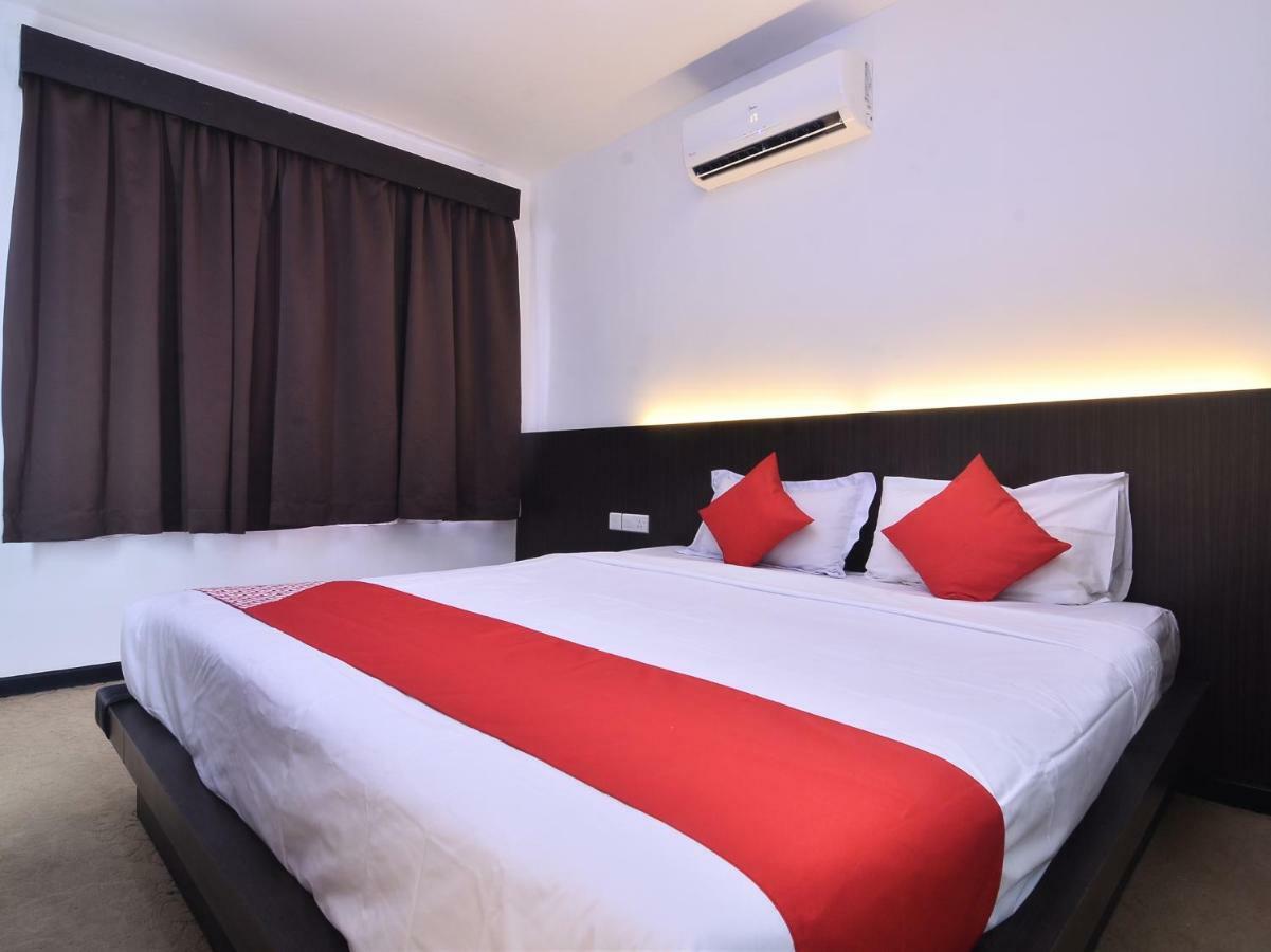 Oyo 43960 Laksamana Executive & Boutique Hotel Tawau Eksteriør bilde