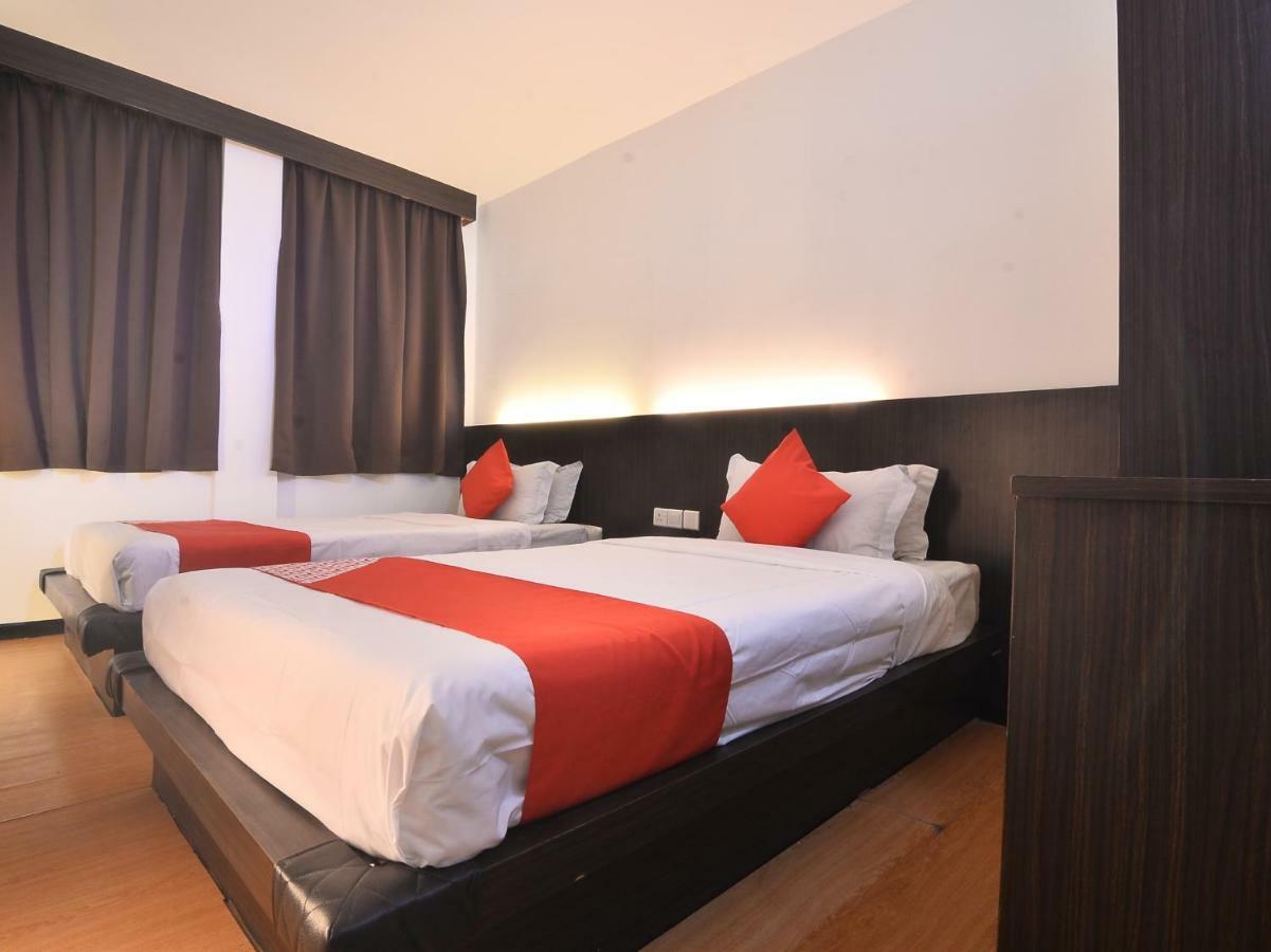 Oyo 43960 Laksamana Executive & Boutique Hotel Tawau Eksteriør bilde