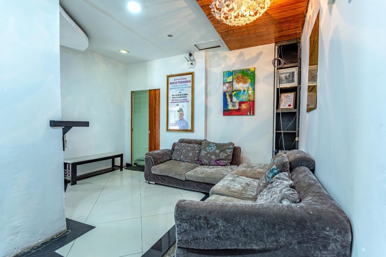 Oyo 43960 Laksamana Executive & Boutique Hotel Tawau Eksteriør bilde