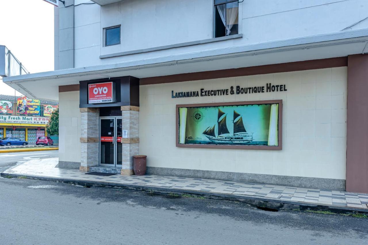 Oyo 43960 Laksamana Executive & Boutique Hotel Tawau Eksteriør bilde